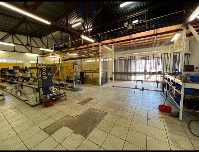 1,160M² WAREHOUSE FOR SALE IN PRIMROSE